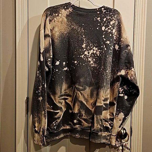 Womens Gorgeous Bad Moms Club bleached sweatshirt sz xlg. Boutique!!!! - Picture 5 of 5